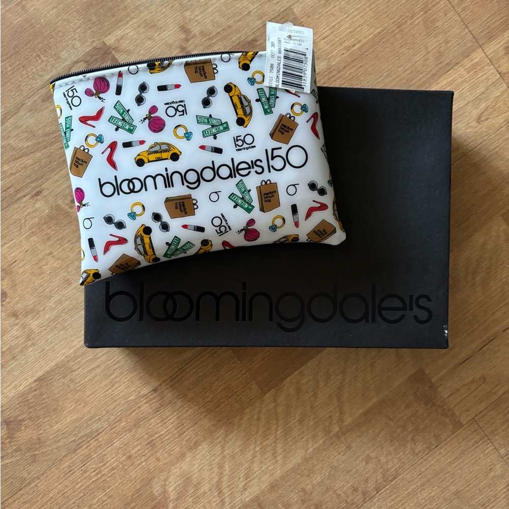 Bloomingdale's Cosmetic Bag